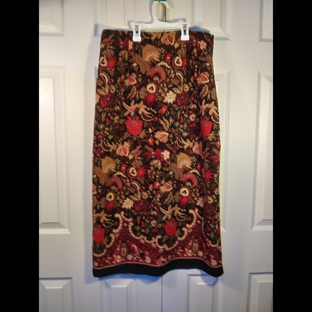 Print full length slirt